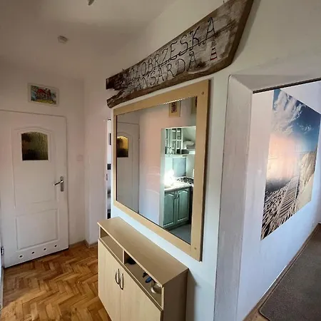 Appartamento Kolobrzeska Mansarda, Narutowicza 8 *